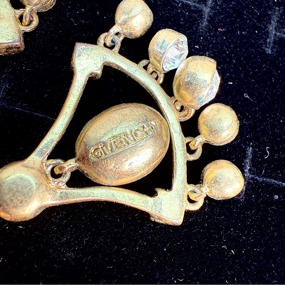 Vintage Givenchy aged goldtone / brasstone bling pierced earrings - Picture 7 of 9